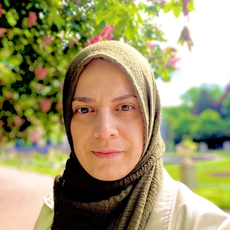 Dr. Zainab Sardar